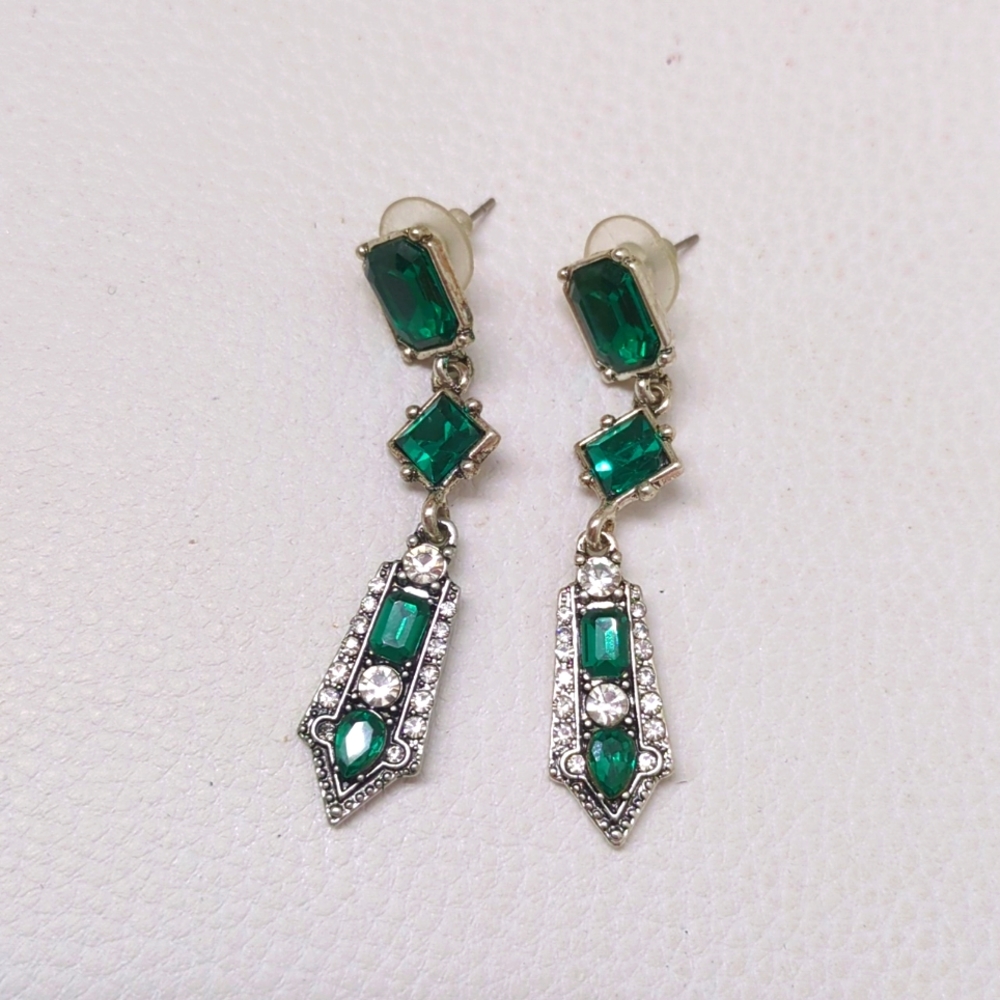 Vintage Style Emerald and Diamond Crystal Dangle Earrings